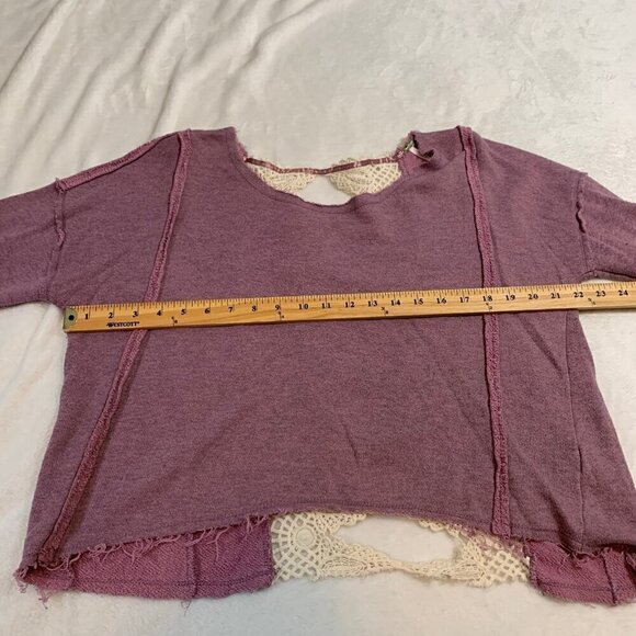 Free People dusty lilac open lace detail long sleeve crop length oversized shirt - Picture 8 of 9